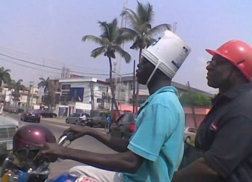 1273african_motorcycle_helmet